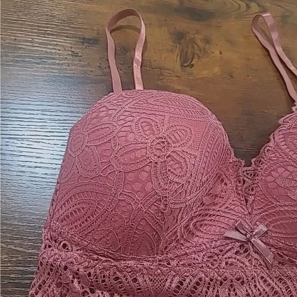 NWT Fredricks of Hollywood pink/dusty rose floral Finley lace bralette - Picture 6 of 10
